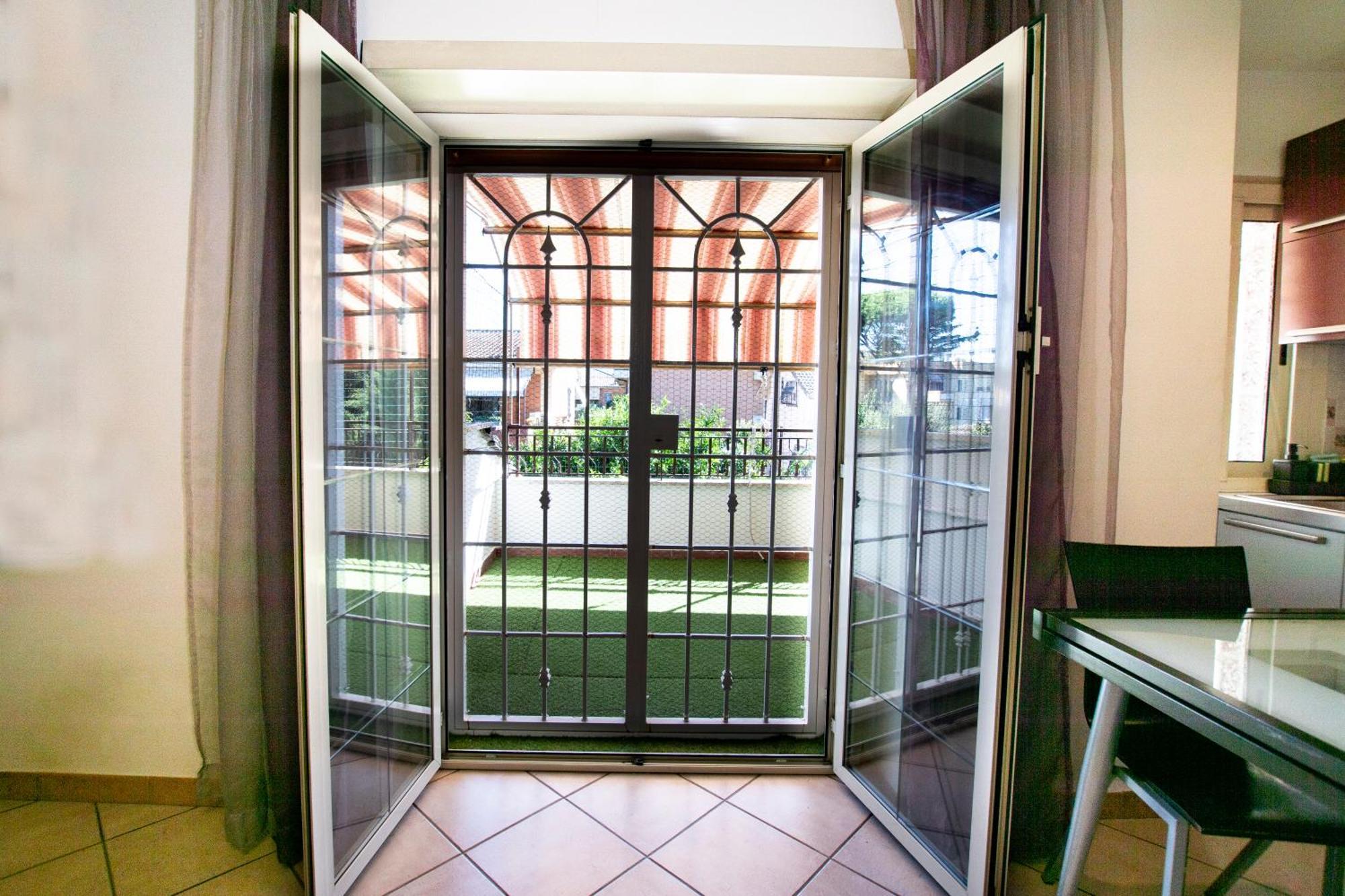 Apartamento Attico Appia Antica Ciampino Aeroporto Santa Maria delle Mole Exterior foto